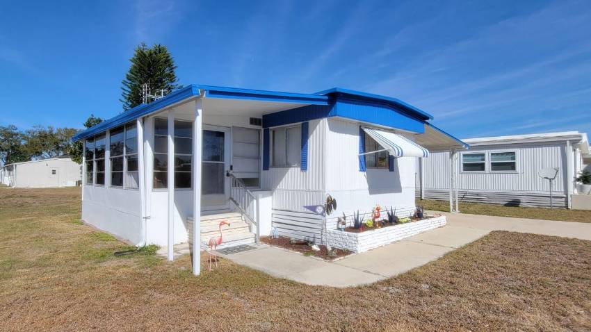 205 Rainbow Lane West a Dundee, FL Mobile or Manufactured Home for Sale